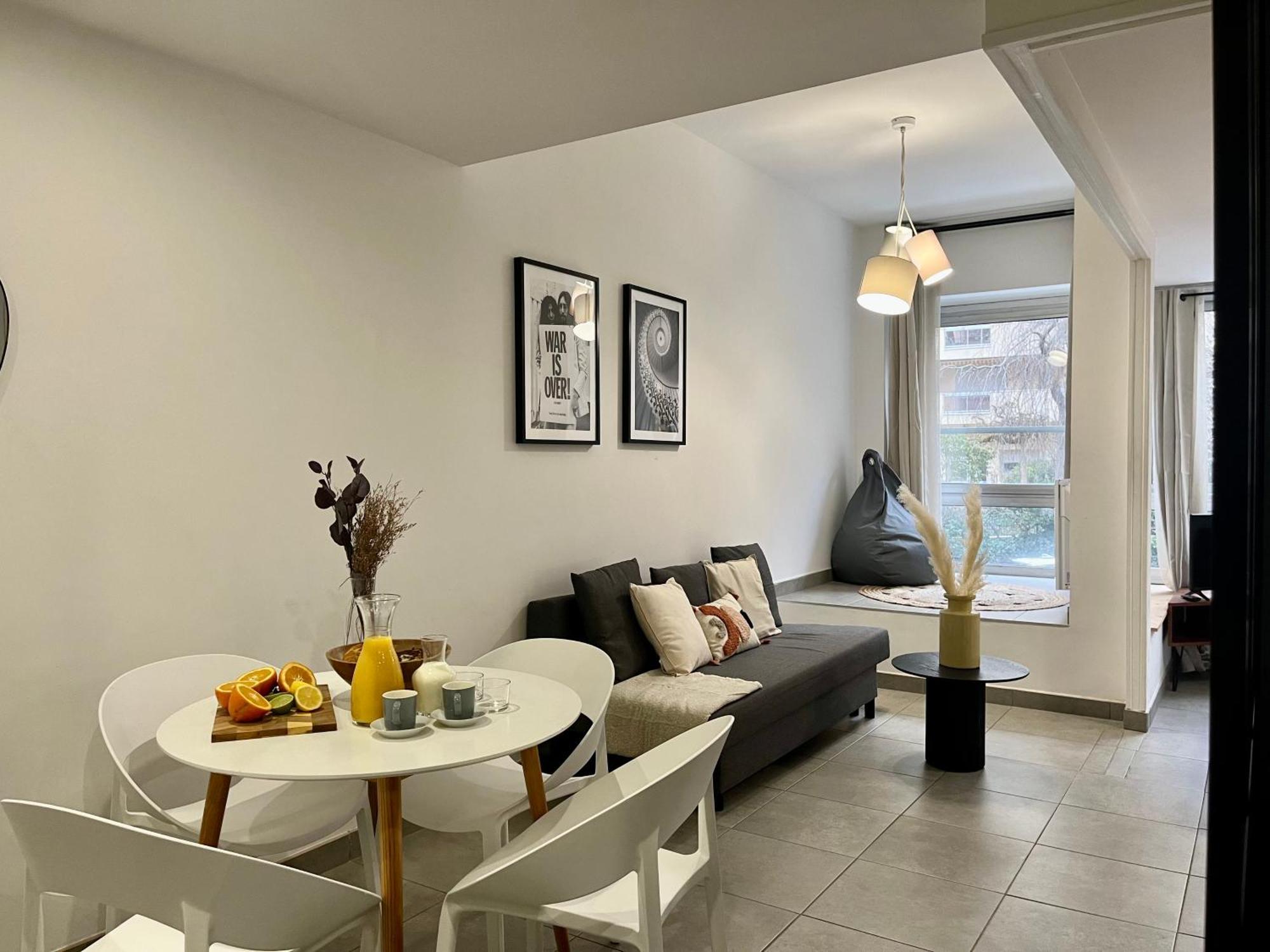 Suite Danbury Lyon Bagian luar foto