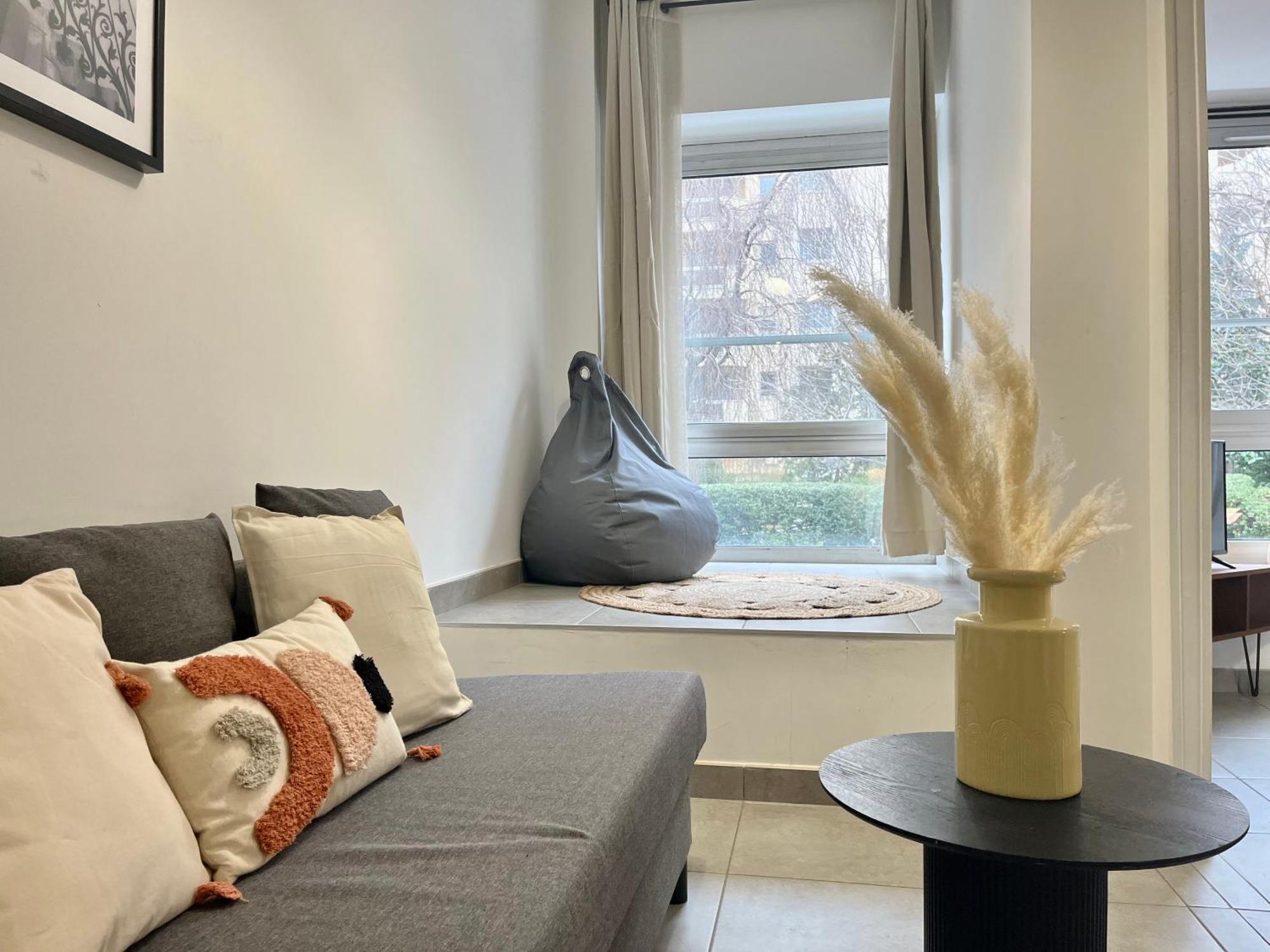 Suite Danbury Lyon Bagian luar foto